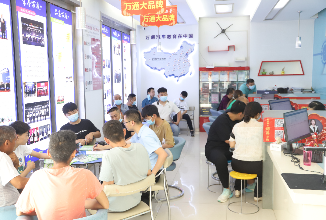 �@��(g��)�r(sh��)��߀�]���x�ÌW(xu��)У�����@�������¶��Q�ģ�