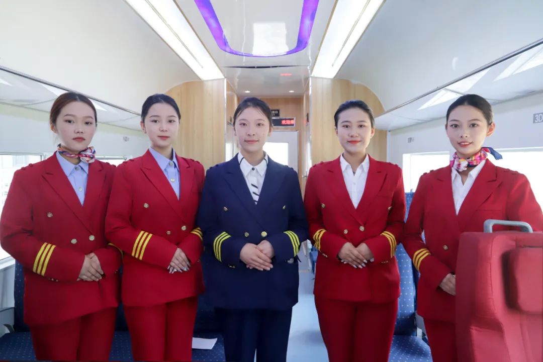 ��У���Ќ��D(zhu��n)У�����I(y��)���] | ����܉����ͨ���I(y��)