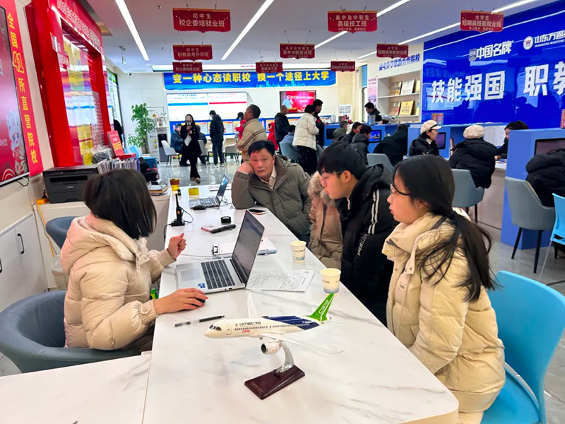 �z�W(xu��)�ĺ������������όW(xu��)ԓ��ô�k���x��У�������Æ���
