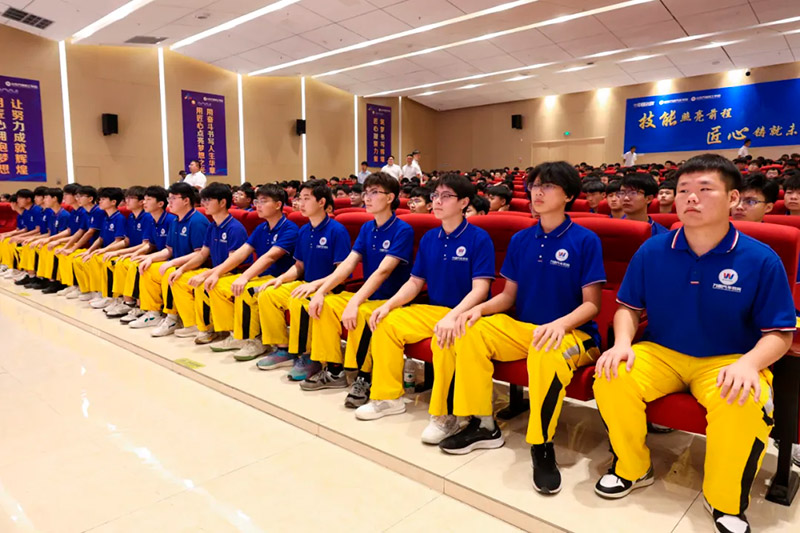�D(zhu��n)�W(xu��)�h�ؿ����@���ÌW(xu��)У�e���^��